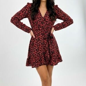 Francesca’s- Mi ami Red Rose Dress 🌹